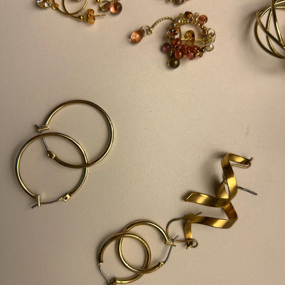 Lot of earrings